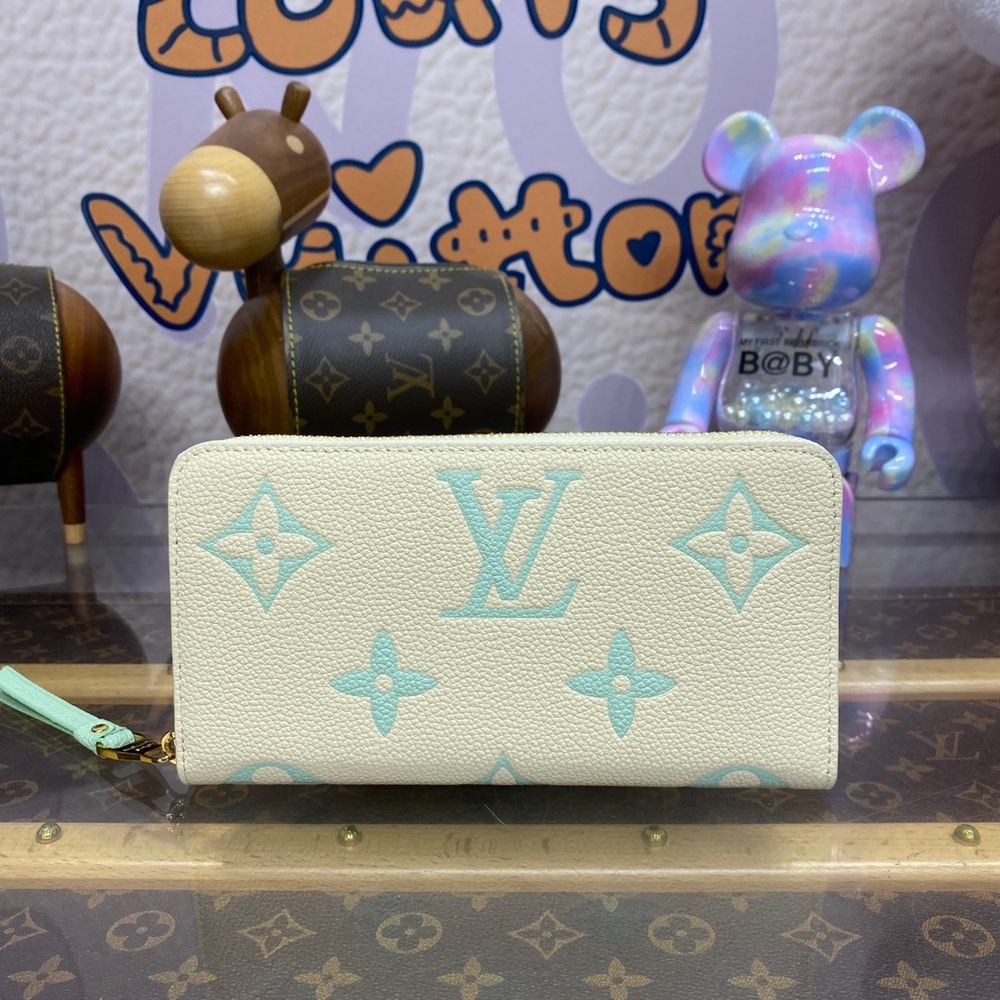 Louis Vuitton Zippy Wallet