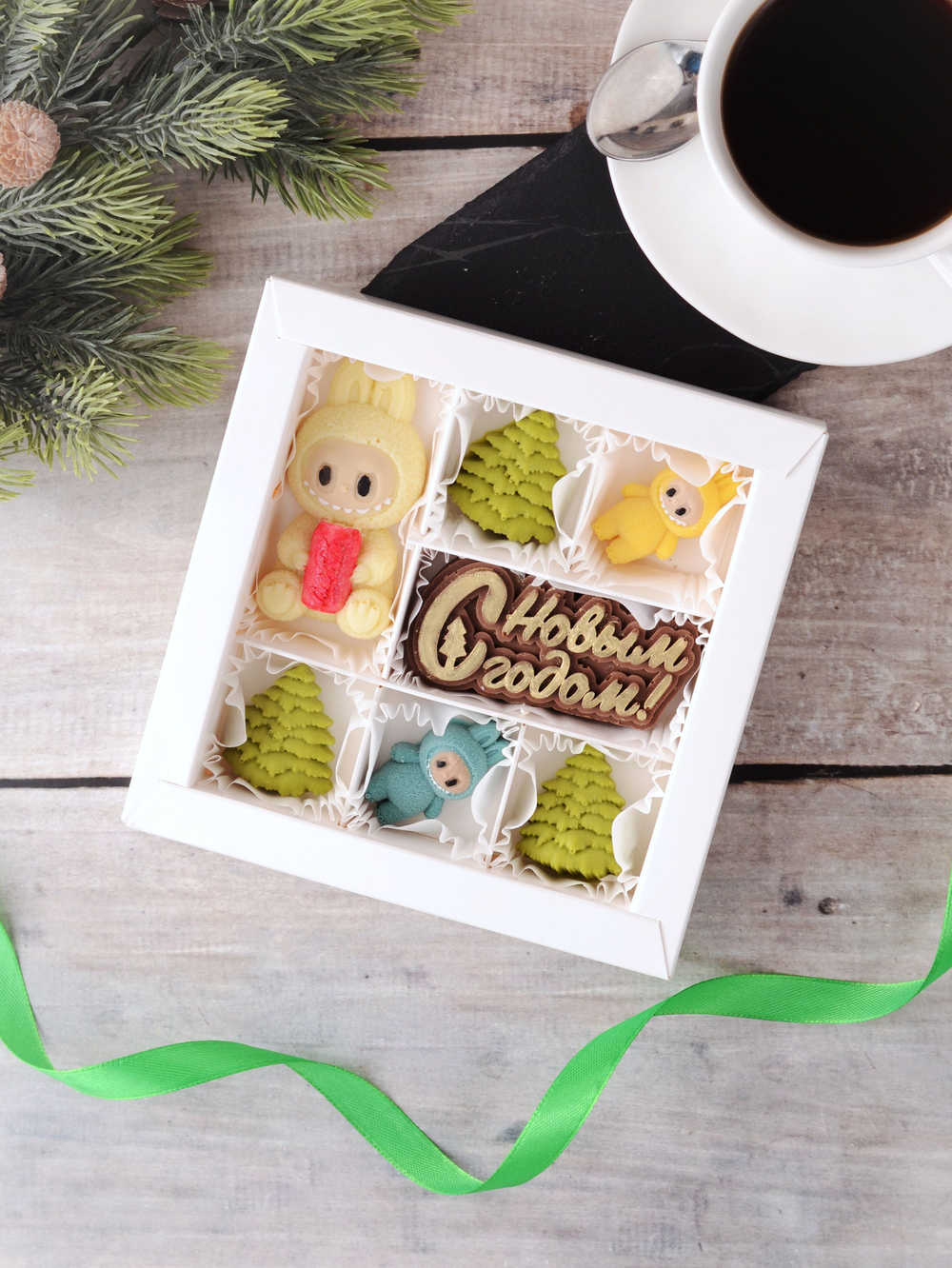 Подарочный набор "Лабубу" / Шоколадные конфеты ручной работы на Новый год