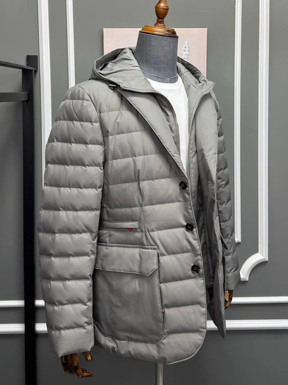 Пуховик Kiton