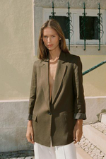Льняной блейзер с загнутыми рукавами - ZARA