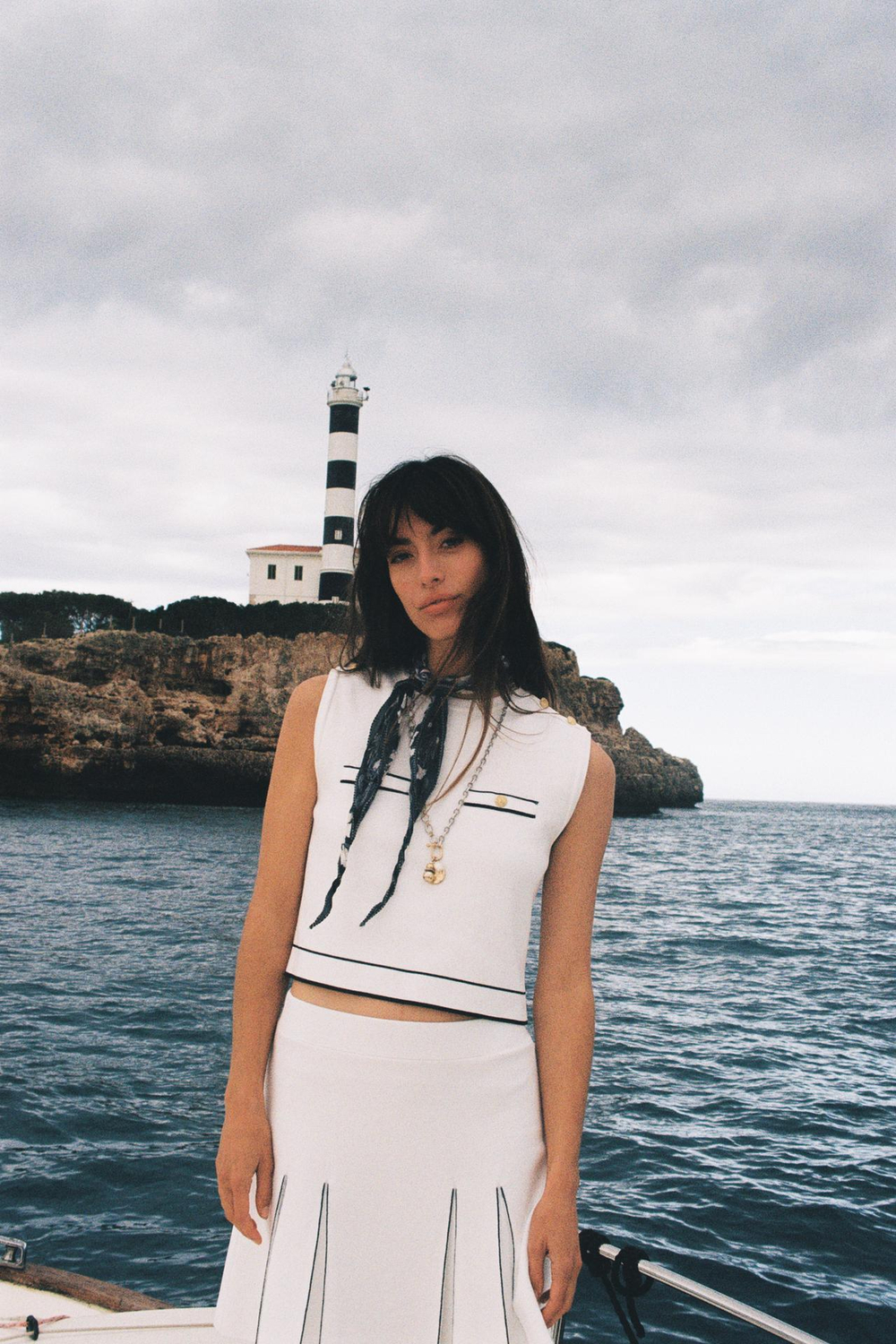 ZARA ТРИКОТАЖНЫЙ ТОП С ОКАНТОВКОЙ, БЕЛЫЙ