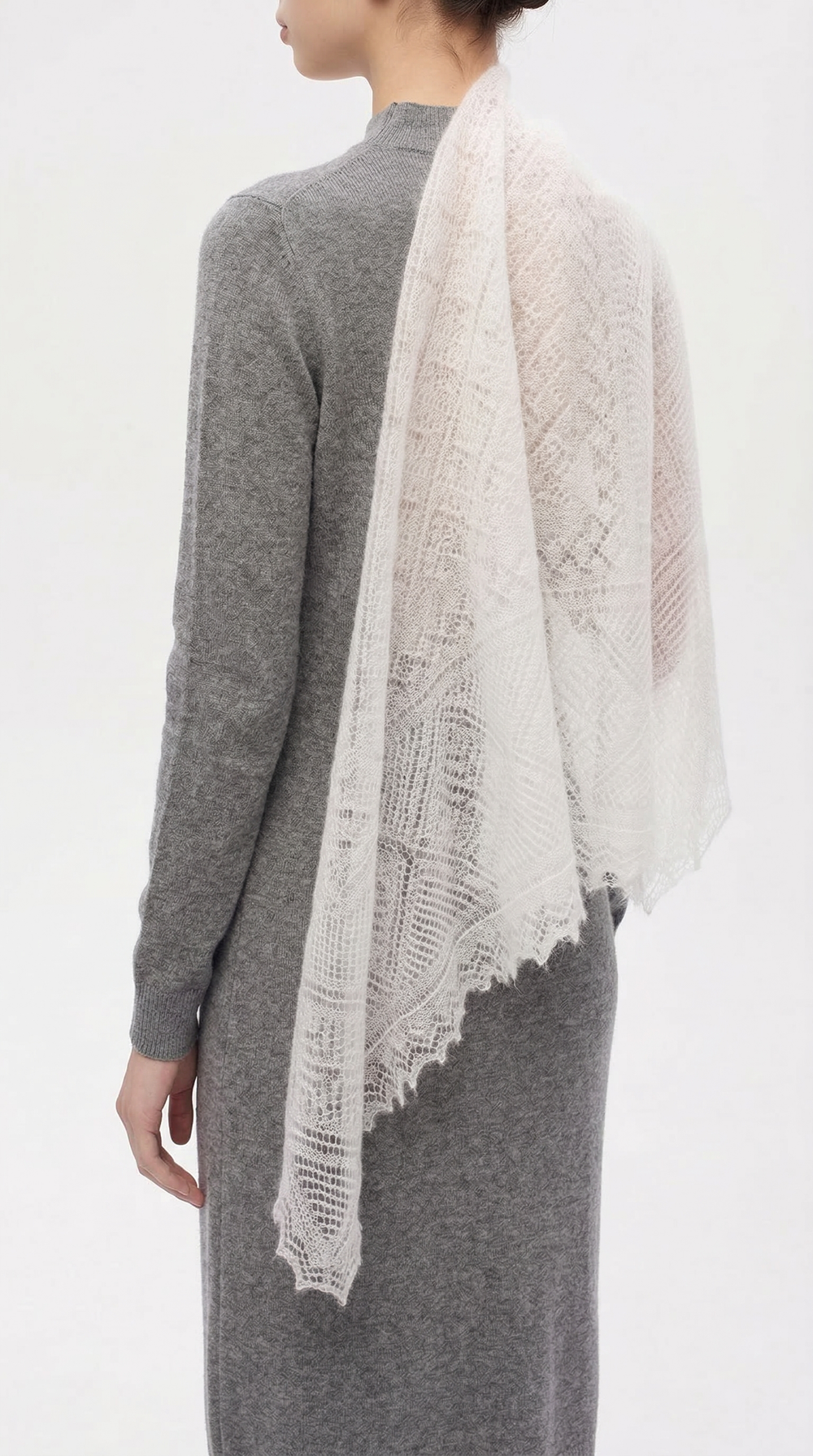 Оренбургский пуховый платок-паутинка А80-02 экрю