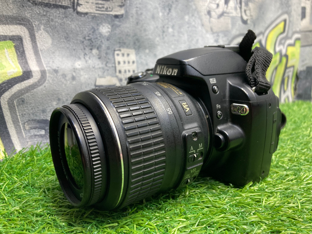 Nikon D60 Kit 18-55mm ( Состояние неизвестно )