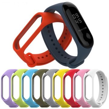Cиликоновый одноцветный ремешок для фитнес браслета Xiaomi Mi Band 3 / 4 Зеленый