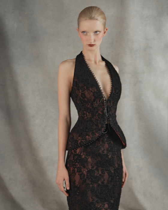 Топ корсетного типа из кружева