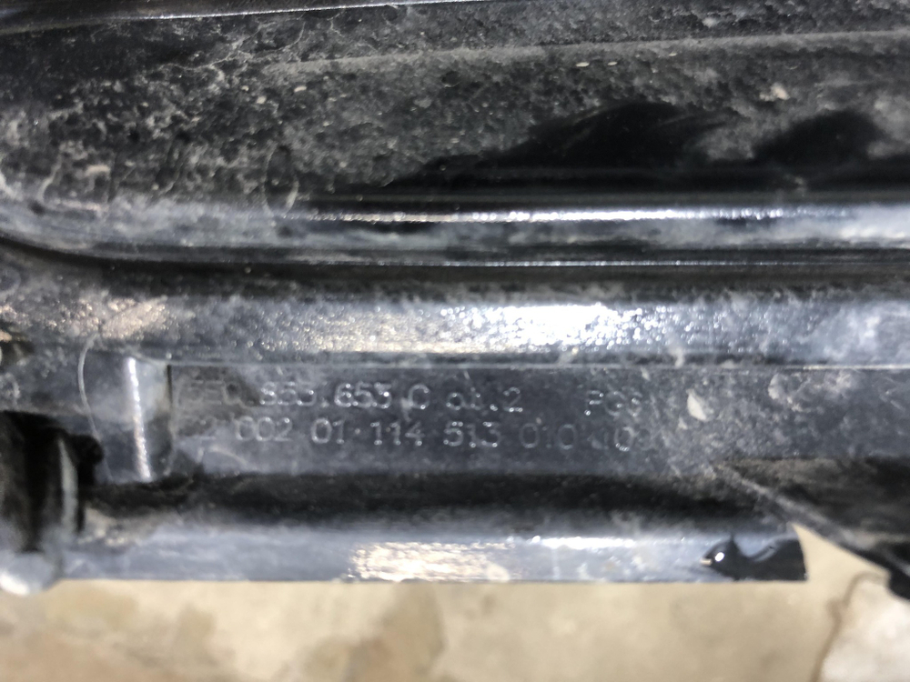 Решетка радиатора Skoda Octavia 3 (A7) 17-20 Б/У Оригинал 5E0853653C