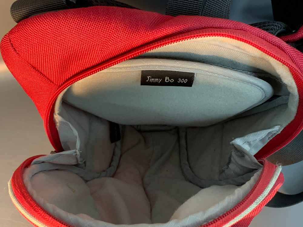 Сумка для фотоаппарата красная Crumpler