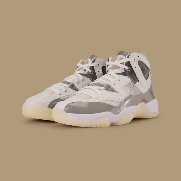 Кроссовки Jordan Two Trey 