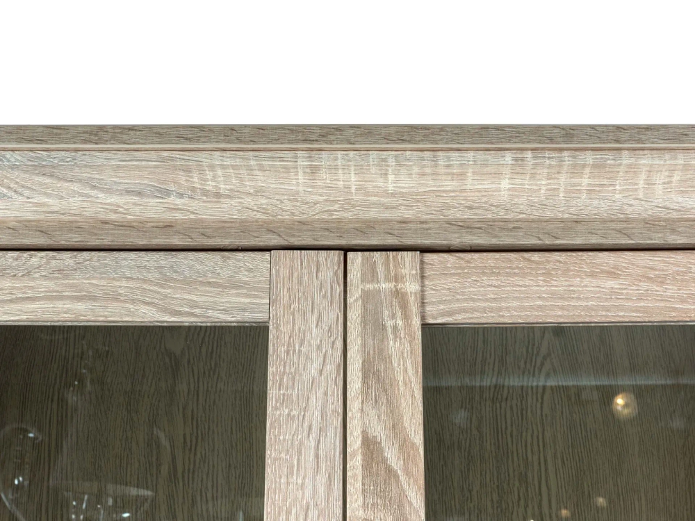 Шкаф-витрина двухдверный