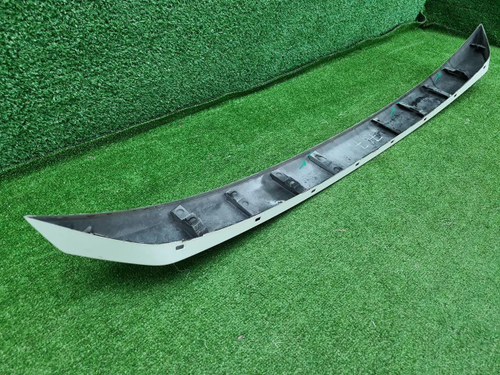 Накладка крышки багажника Toyota RAV4 CA40 15-19