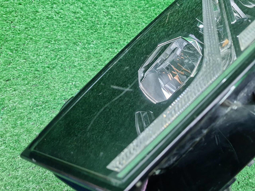 Фара левая Skoda Octavia A8 (2019-2024) LED