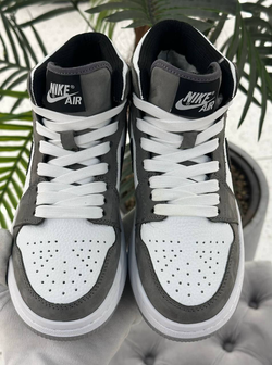 Кеды Nike Air Jordan 1 Mid