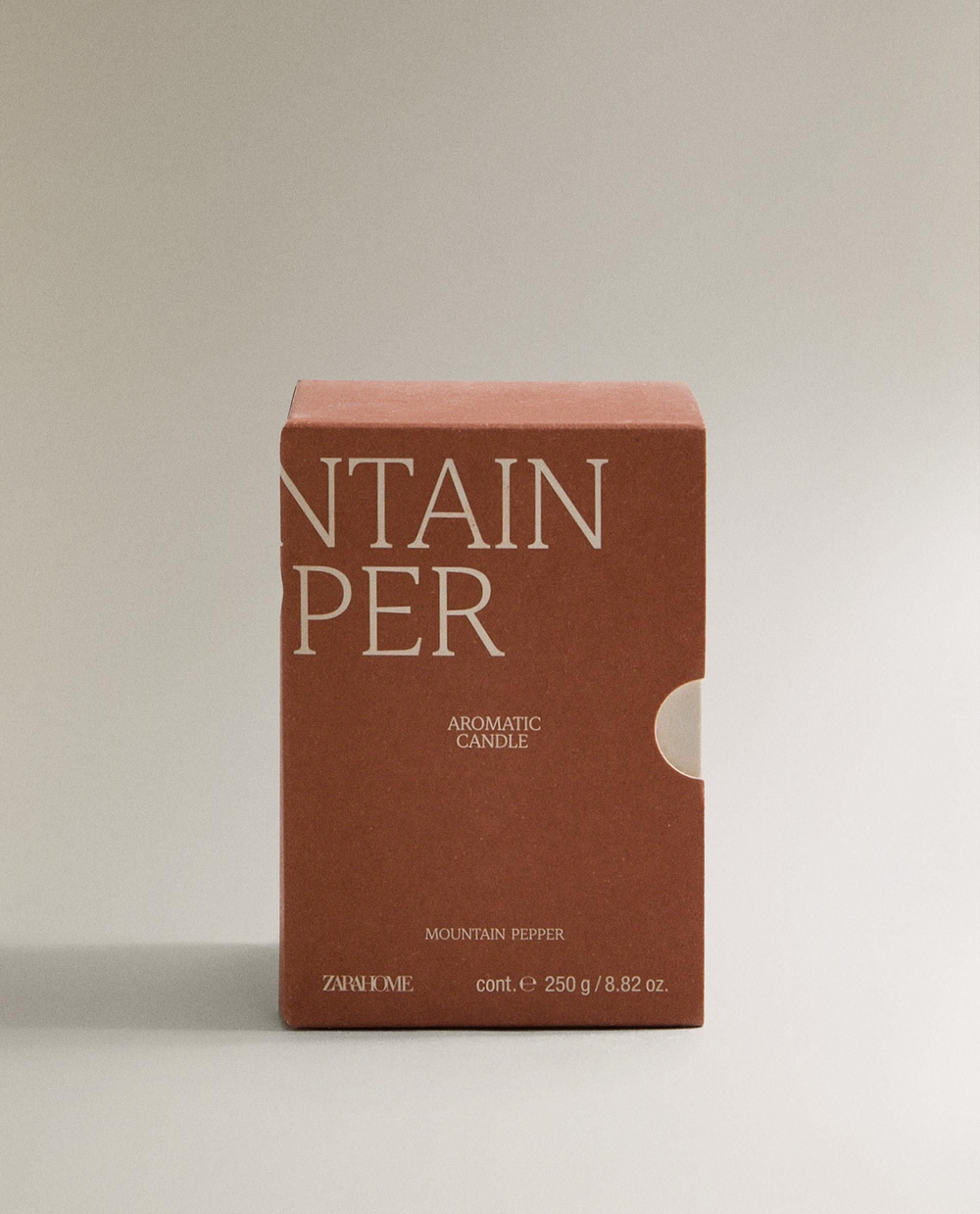 Zara Home - Горная пеппер ароматическая свеча, 250 г