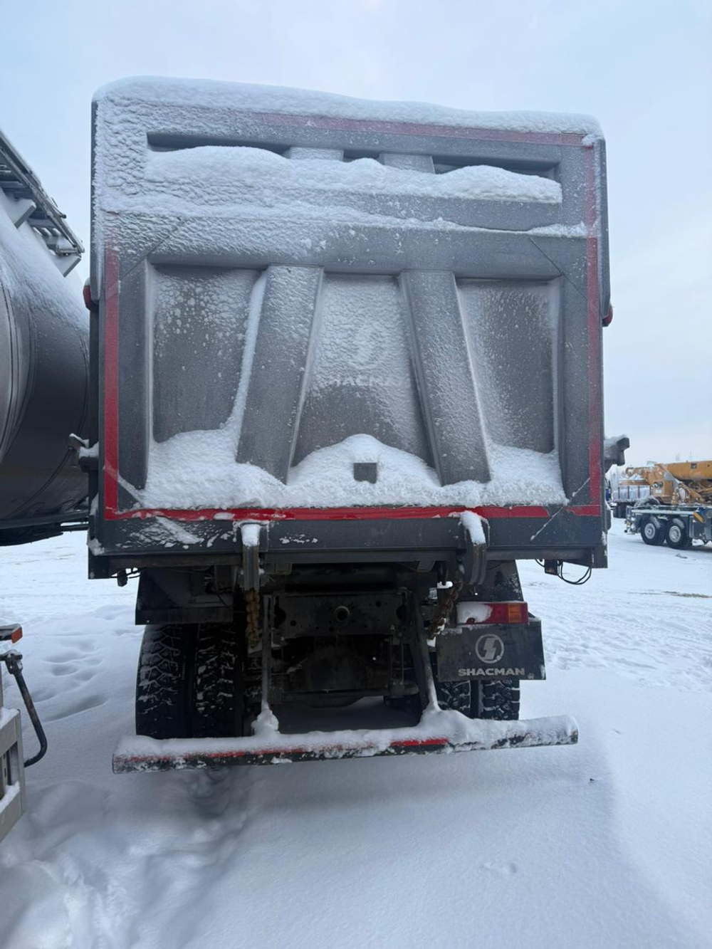Shacman (Shaanxi) SX* 6x6 Самосвал SX3258DT385 (Дизельный, 11,6 л, 369 л.с., МТ)