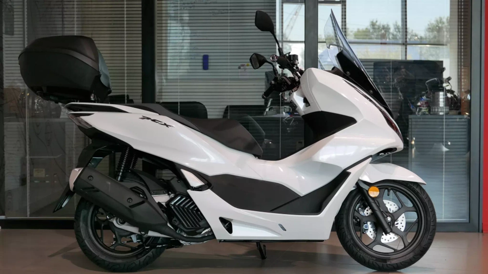 Скутер Honda PCX125