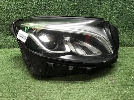 Битая Фара правая Mercedes GLC X253 (15-19) LED