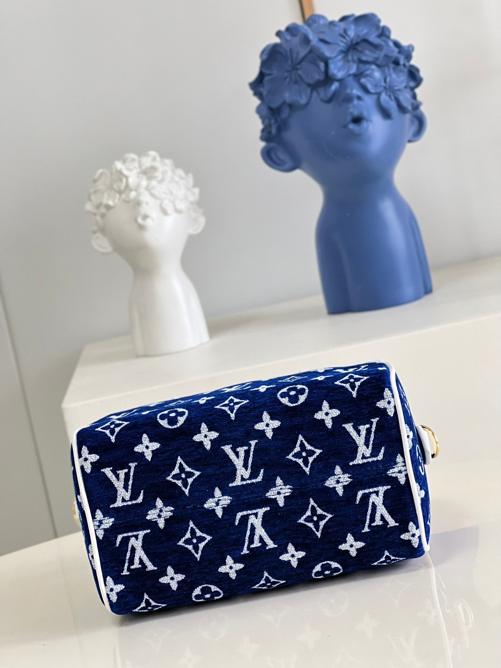 Louis Vuitton Speedy 20