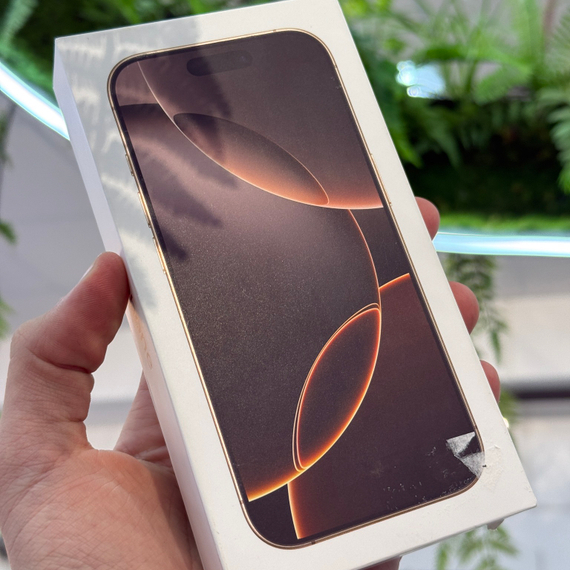 Apple iPhone 16 Pro 256 Пустынный титан (Новый)