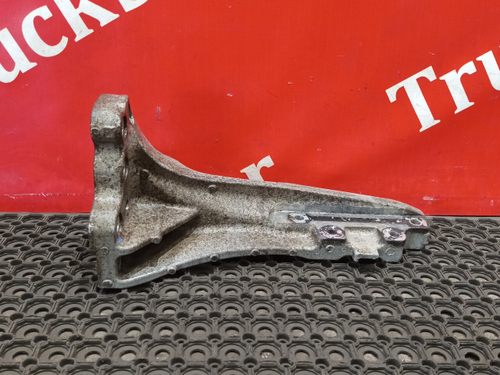 Кронштейн глушителя 2016г.