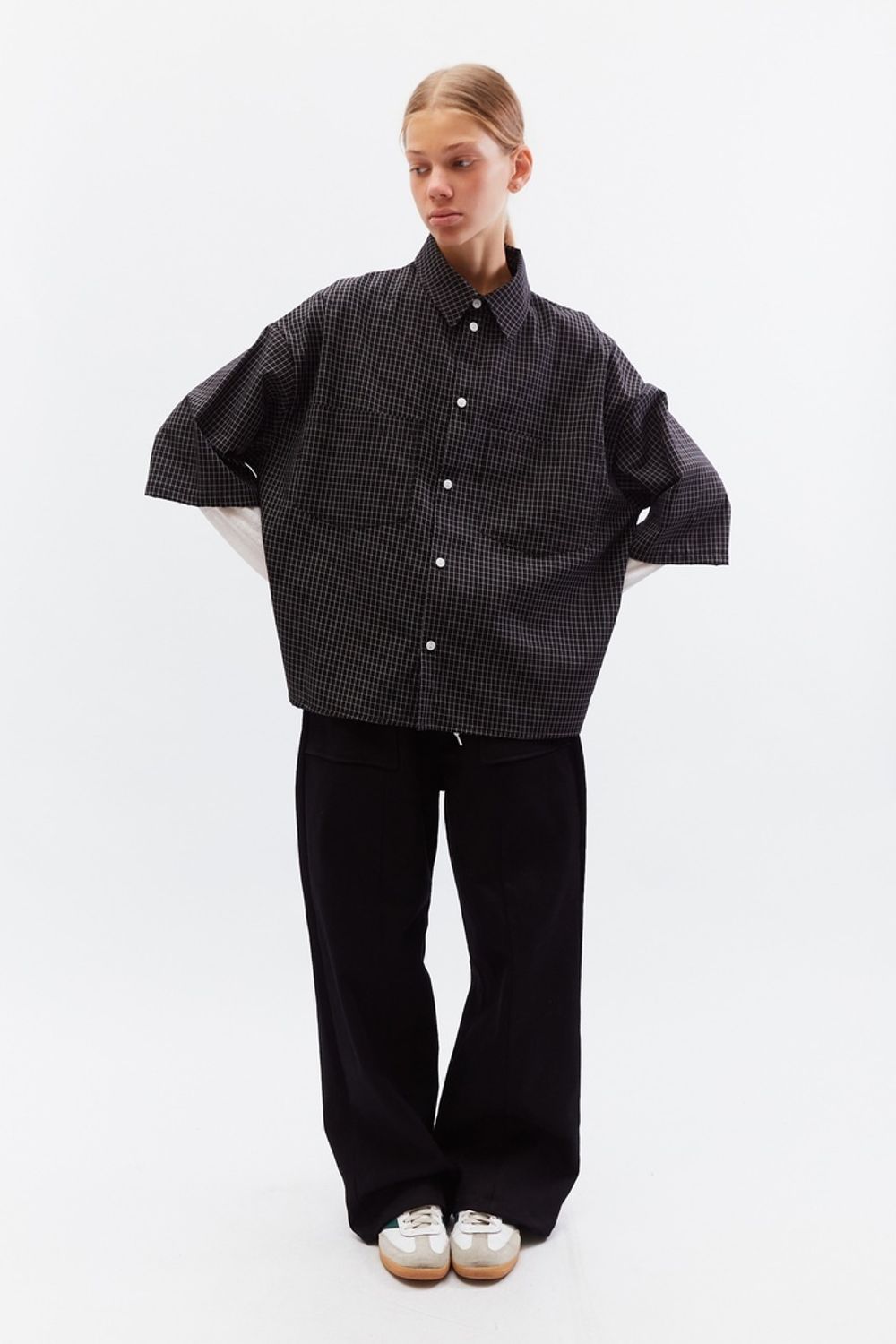 Рубашка БИЧ укороченная оверсайз черная