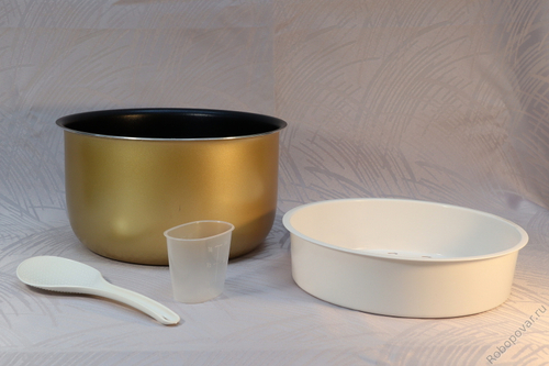 Чаша с тефлоновым покрытием Midea для мультиварок на 4 литра типа P129 с пароваркой