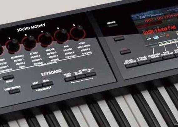 ROLAND FA-06 рабочая станция 61 клавиша