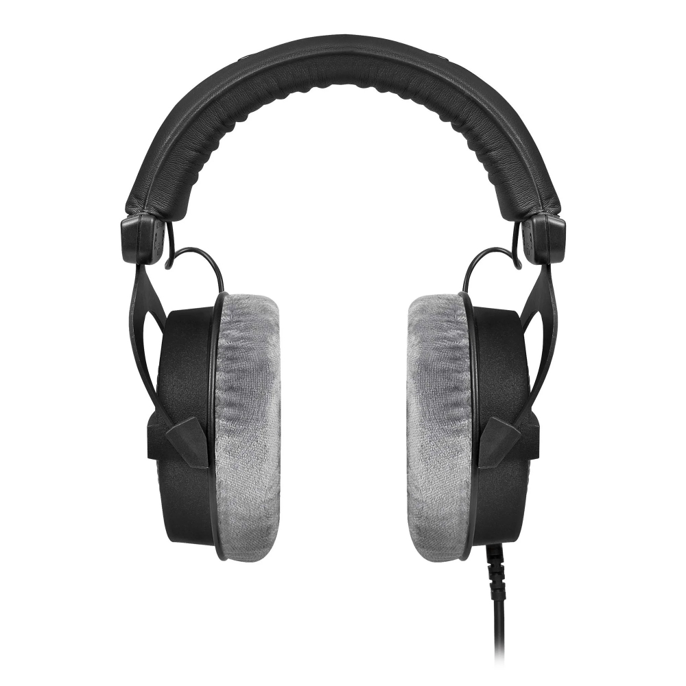 Проводные полноразмерные наушники Beyerdynamic DT 990 PRO 250 Ом