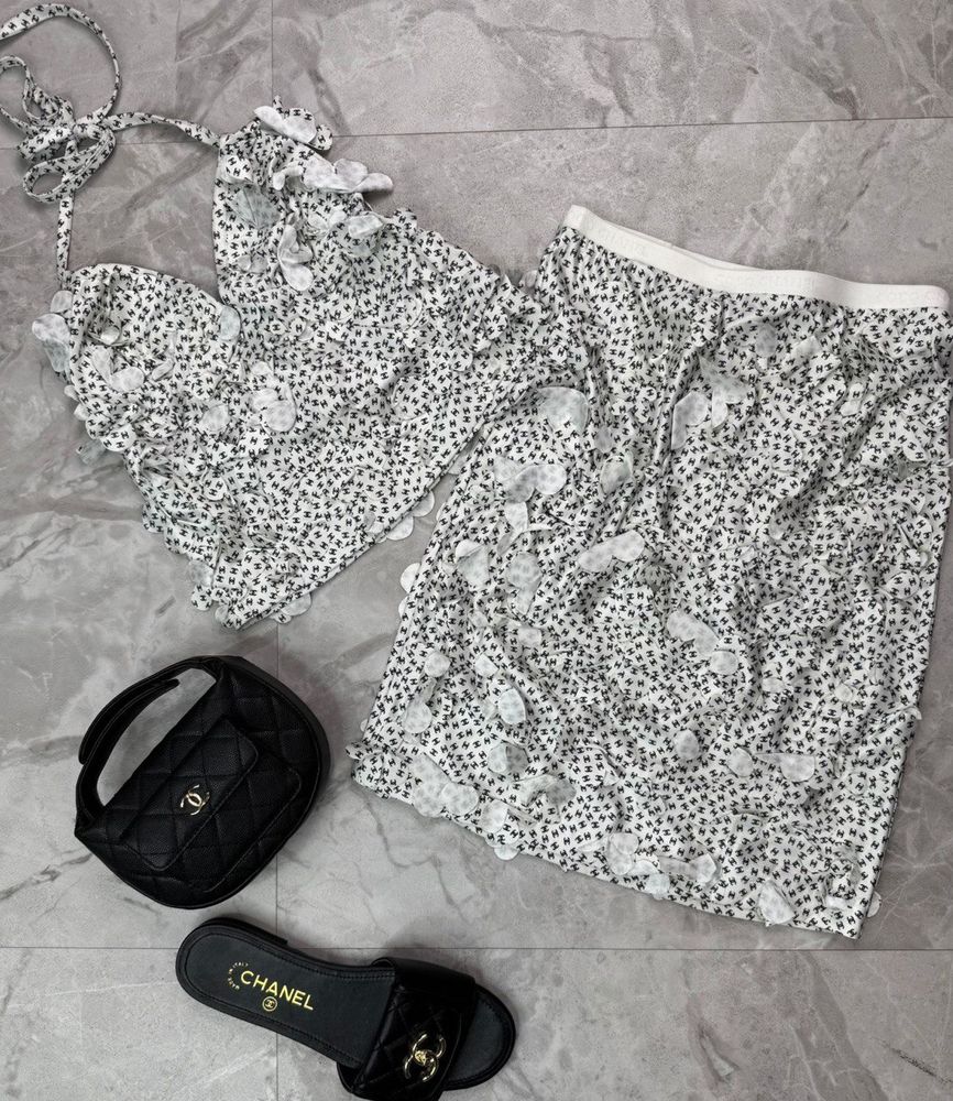 Костюм CHANEL