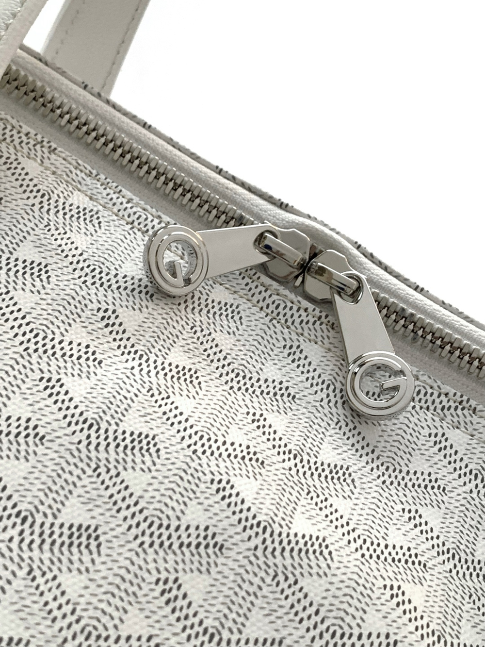 Goyard Barrel 40 Sports Bag