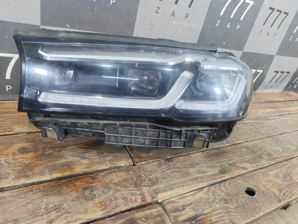 Фара левая LED BMW 5-Series (G30) 20-23 Б/У Оригинал 63119479261