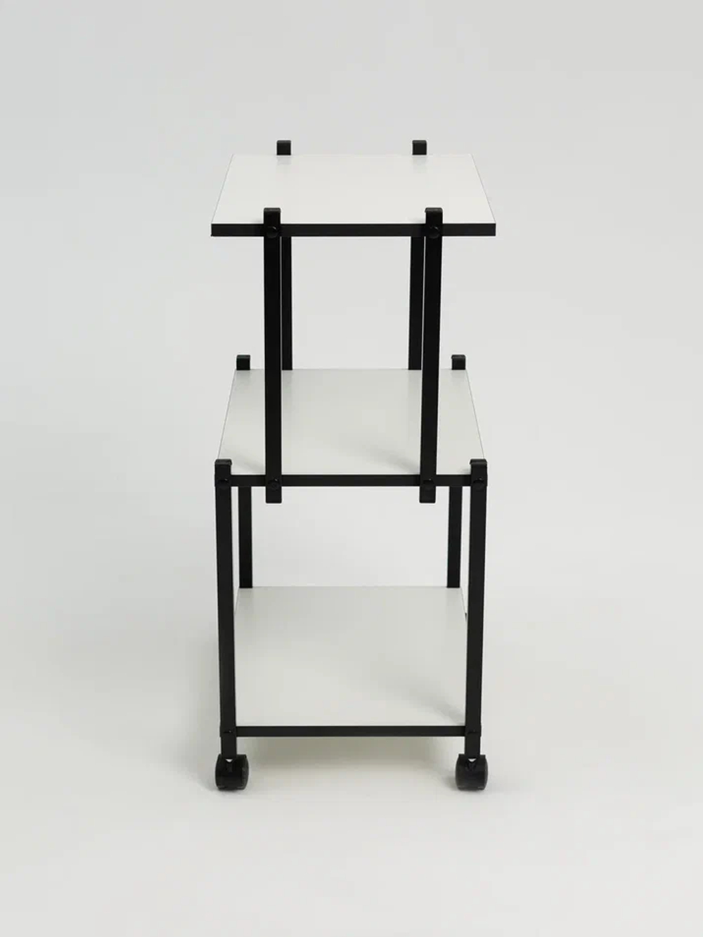 Тележка косметологическая Пирамида на колесиках