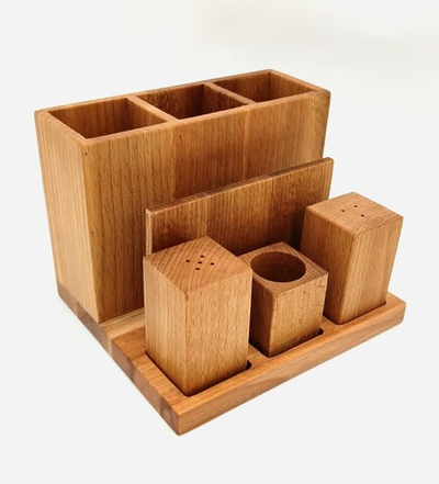 Набор для салфеток и специй с подставкой под столовые приборы(48*48*110), бук;H=125,L=170,B=145мм.