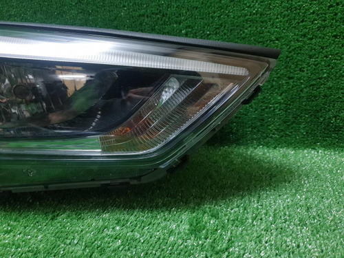 Фара правая Hyundai Tucson 3 (2015-2018) LED