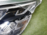 Битая Фара левая Kia Seltos (2019-н.в.) галоген