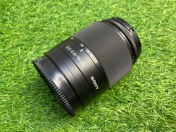 Sony DT 18-70mm 3.5-5.6