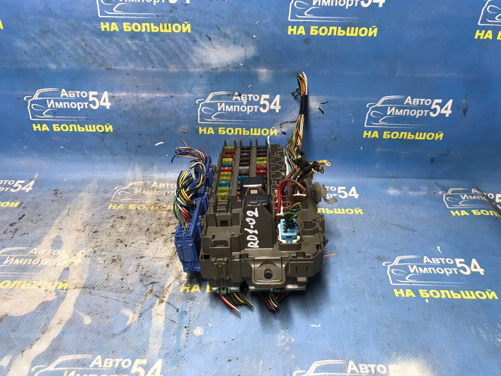 Блок предохранителей салонный Honda CR-V 1997