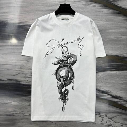 Футболка Givenchy