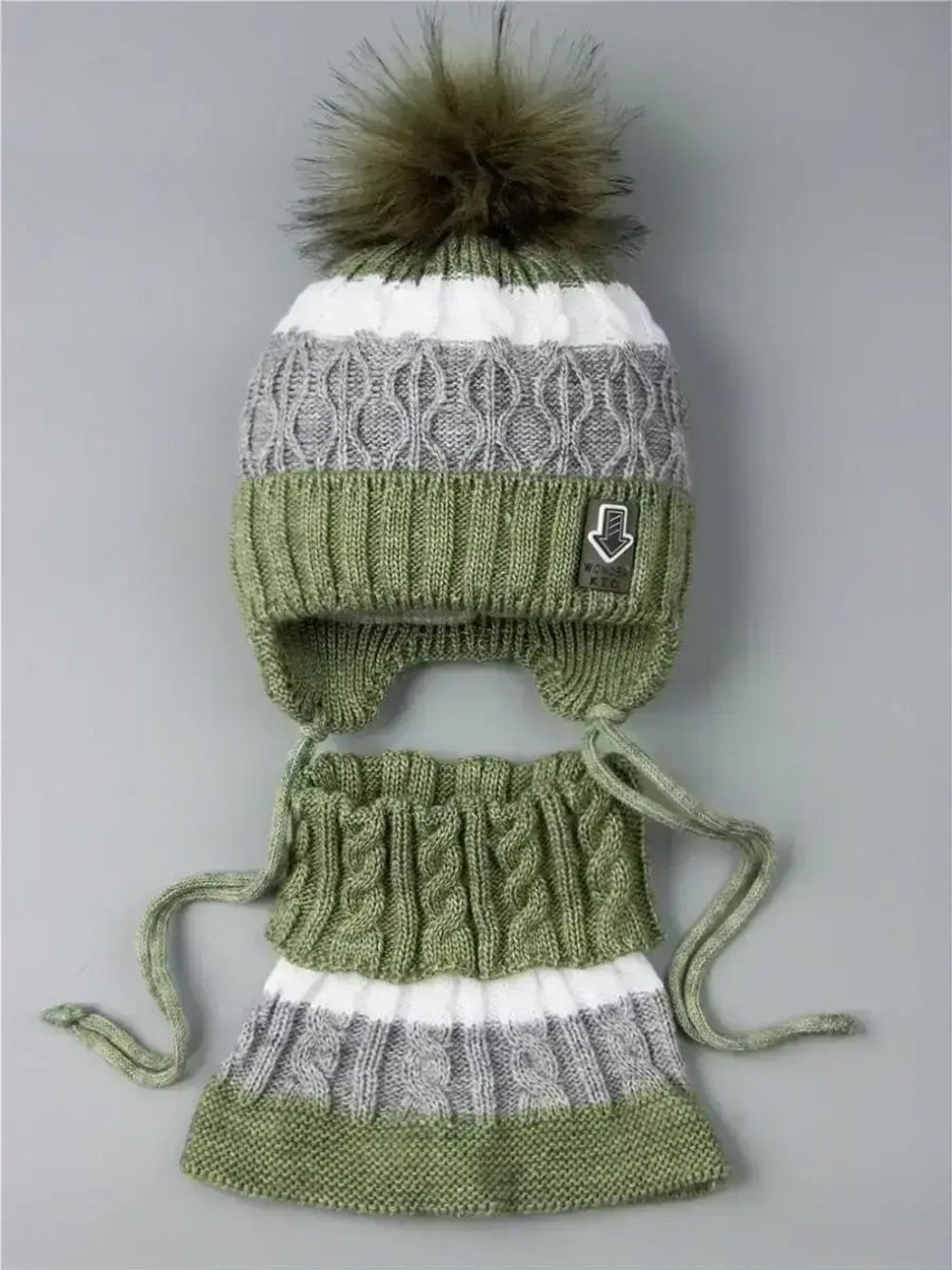 Шапка детская зимняя и снуд для мальчика