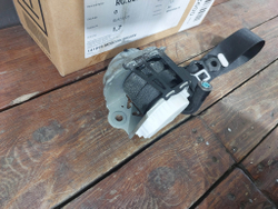 Ремень безопасности задний правый C-Class (W205) 14-21 Б/У Оригинал A2058600685