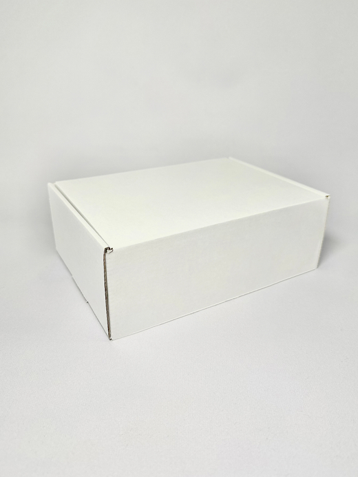 Коробка 22 х 16 х 8 см, белая