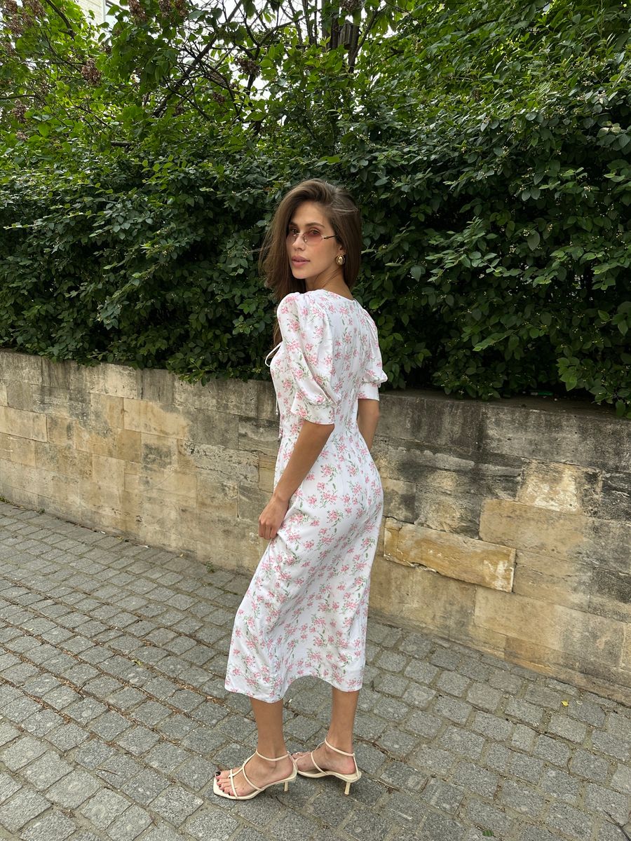 Платье из вискозы с завязками по груди белое в цветок