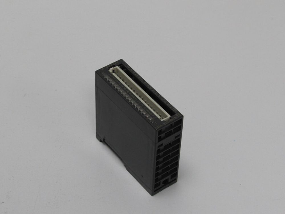 Б/у VIPA 221-1BH10