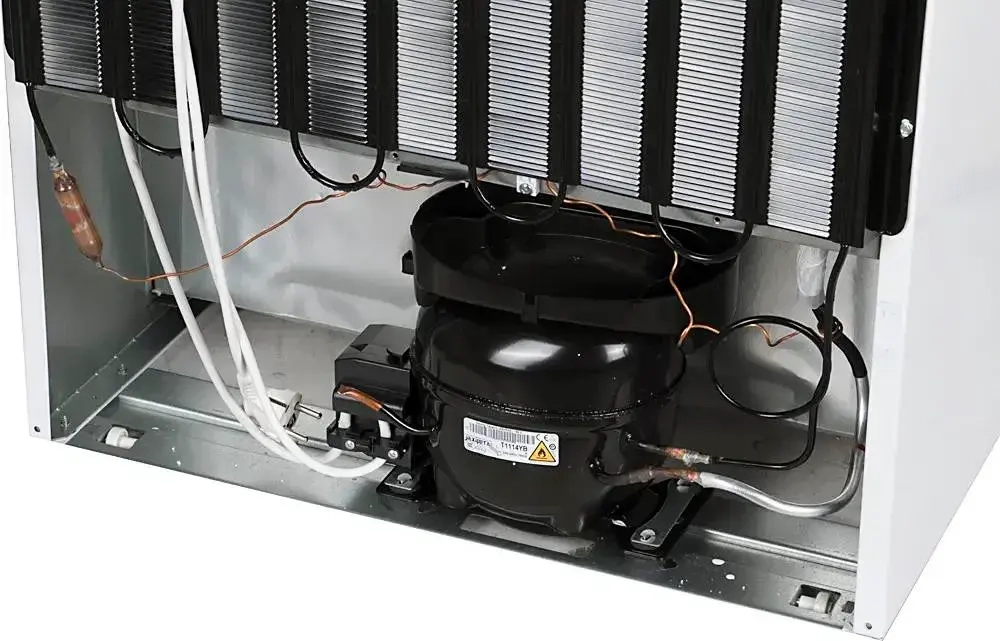 Холодильник Indesit TT 85