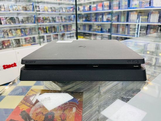 Sony Playstation 4 Slim 1TB CUH-2108A, С коробкой, S/N: 02274524541301362 (PS4, Б/У, 5 игр)