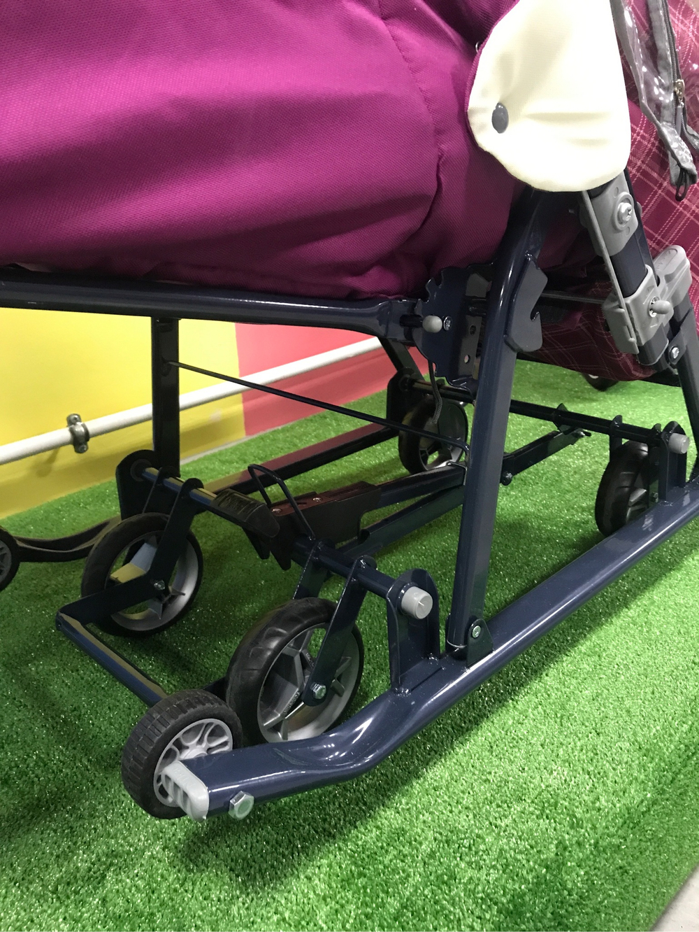 Санки-коляска «Ника детям 7-4» вишнёвый в клетку (арт. НД7-4/3)