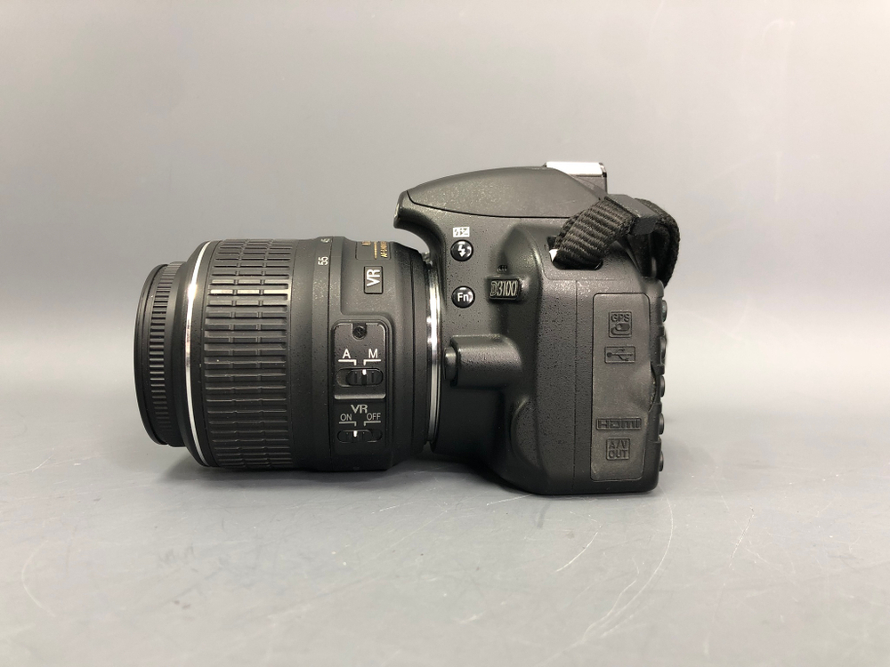 Nikon D3100 kit 18-55mm 13.000 кадров