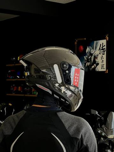 LS2 Thunder GP Aero Carbon