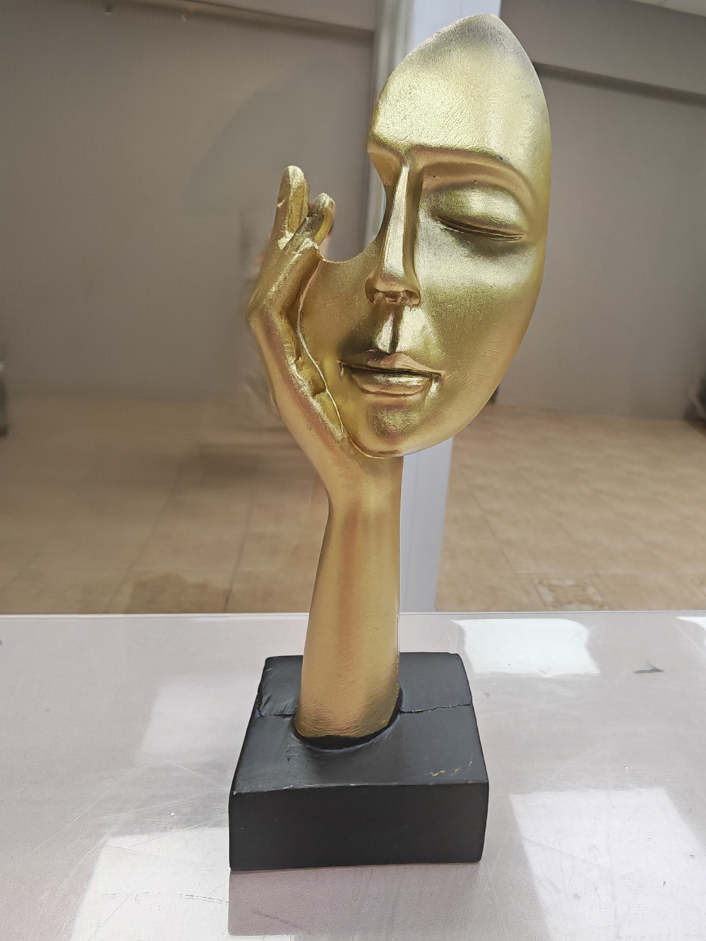 Фигура интерьерная