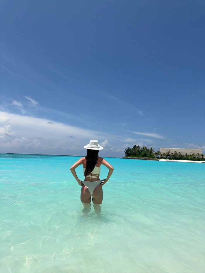 КУПАЛЬНИК ФРЭНС СЛИВОЧНЫЙ