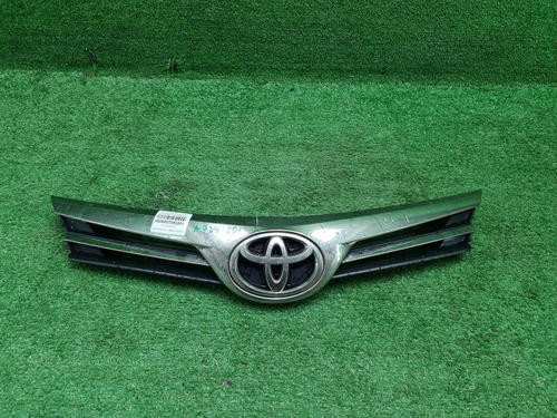 Решетка радиатора Toyota Corolla E160 (2015-2019)